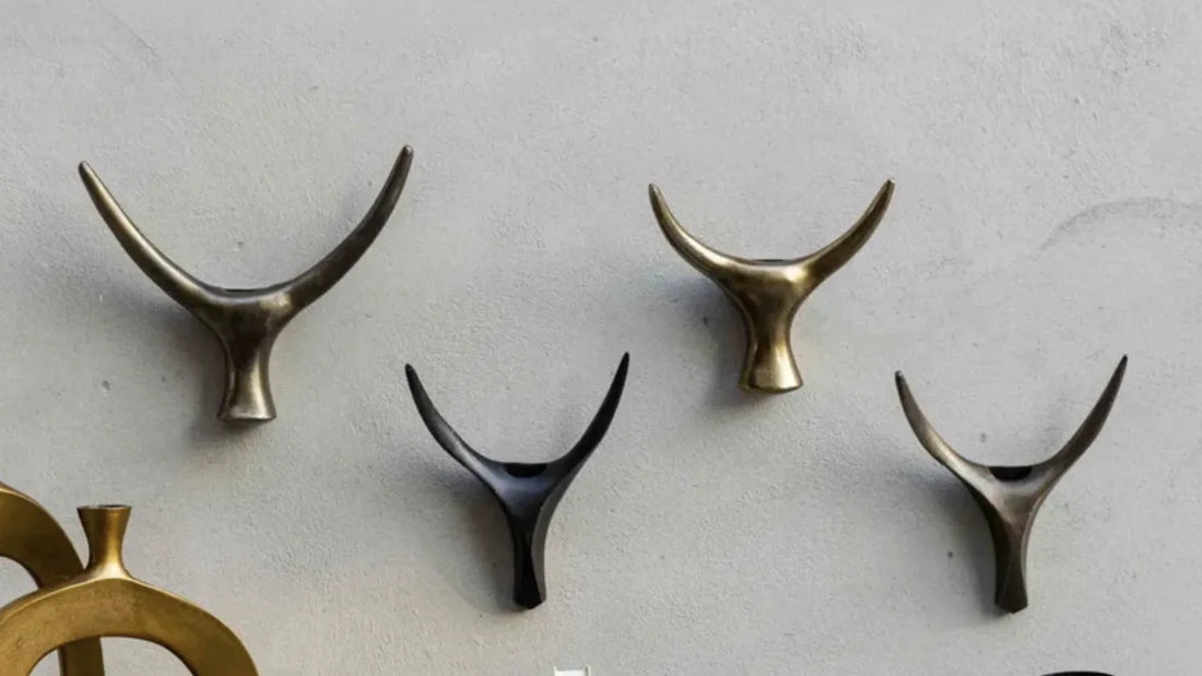 Wall Art in Cast Metal: When the Wall Becomes Part of the Material Conversation