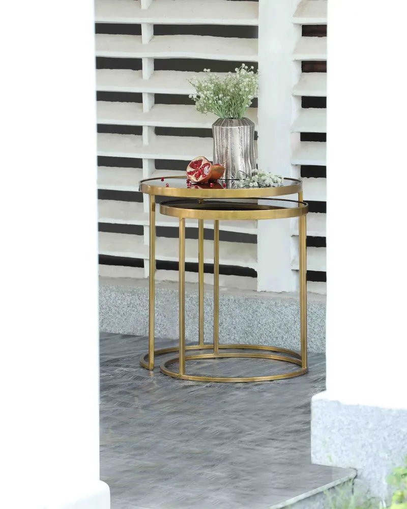 Nova Nesting Table S/2