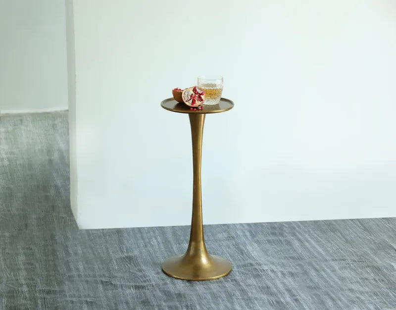 Damia Drink Table