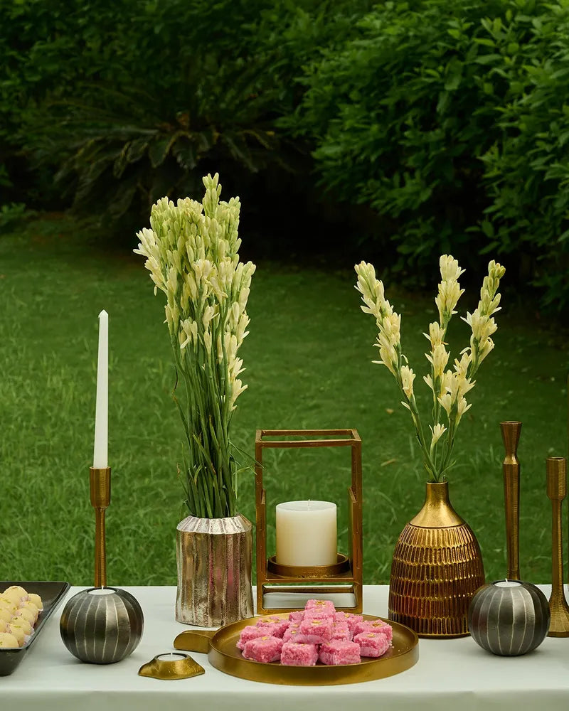 Vasiliki Vase