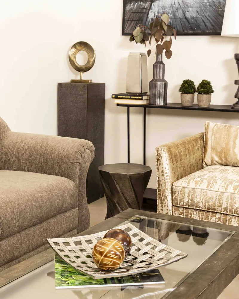 Krato End Table
