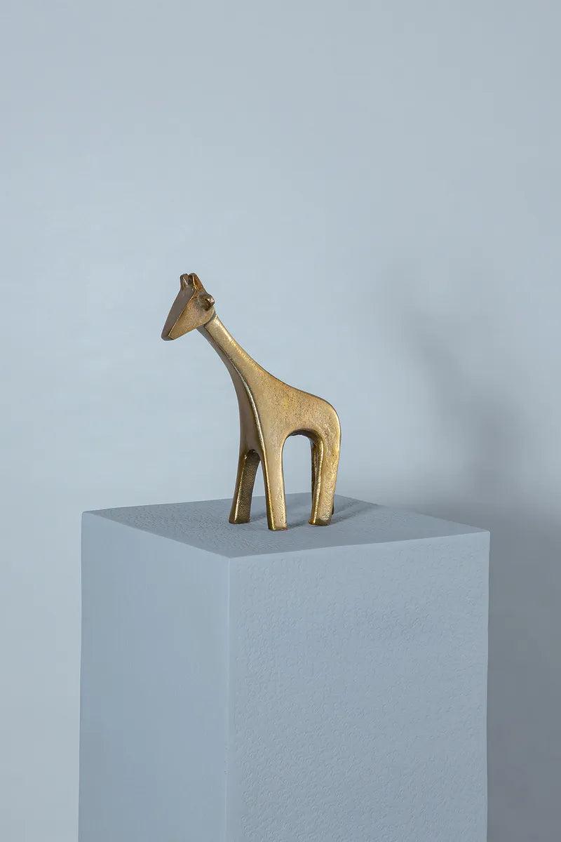 Larry The Giraffe (M)
