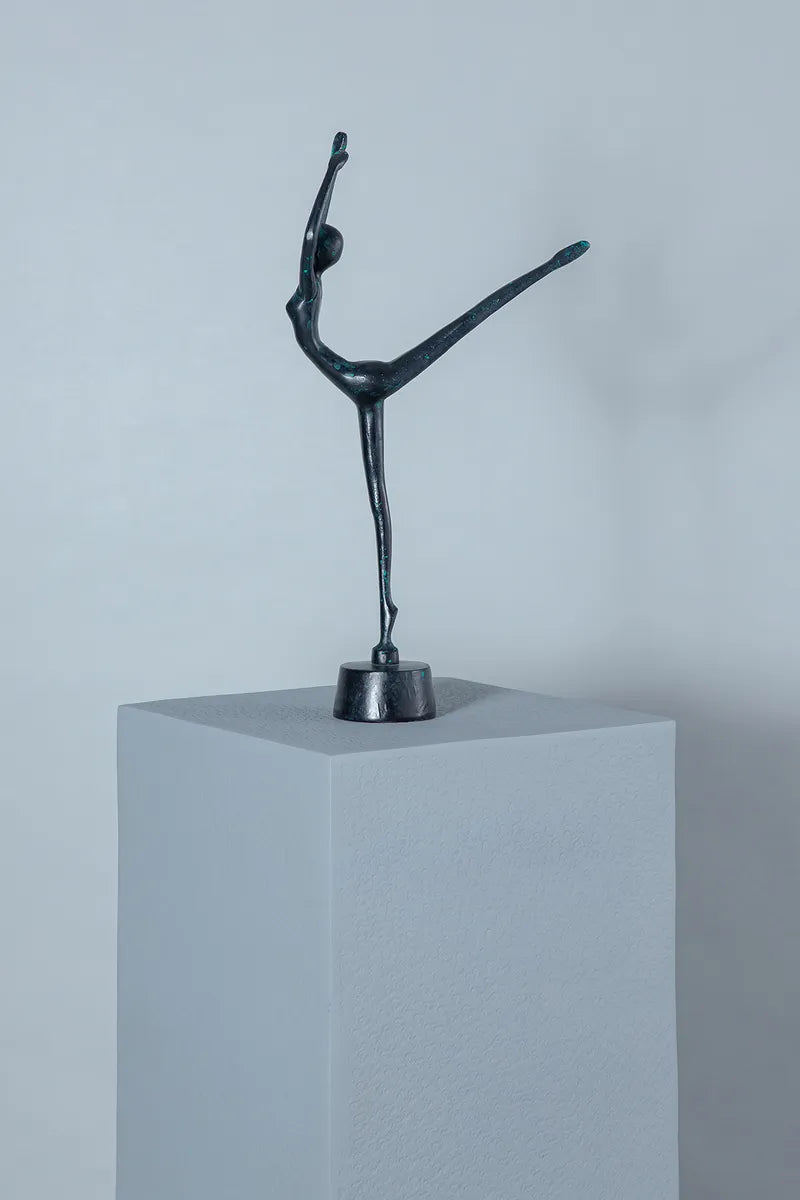 Dancing Daphine Showpiece