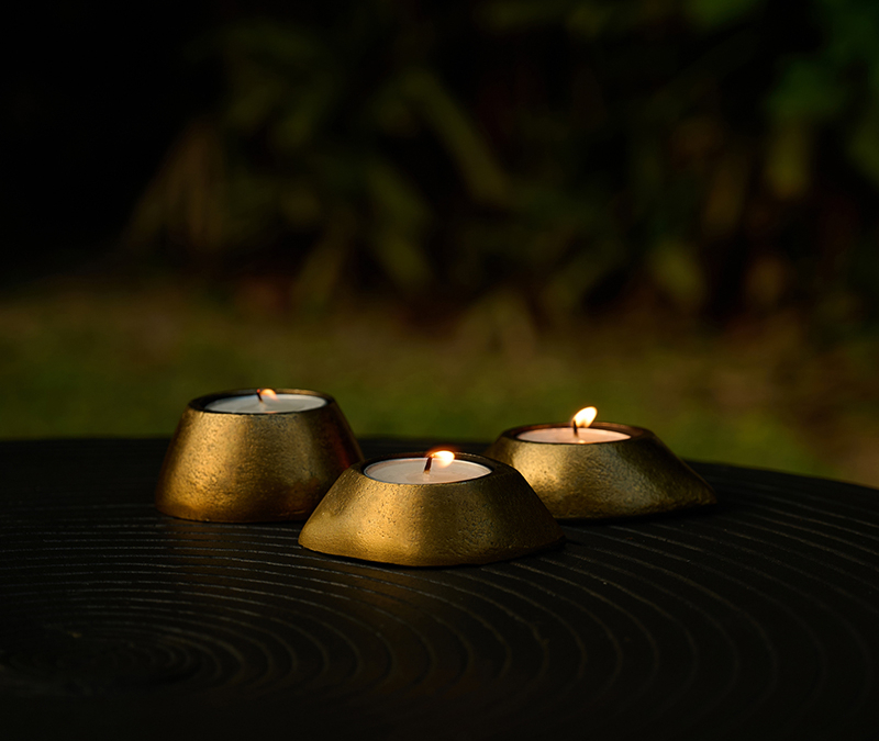 The Craft of Memory: Nostalgic Objects Reimagined for Contemporary Celebrations